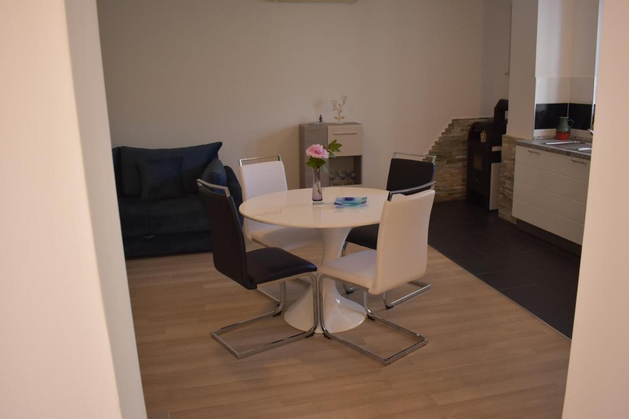 Apartman Dodo 扎达尔 外观 照片